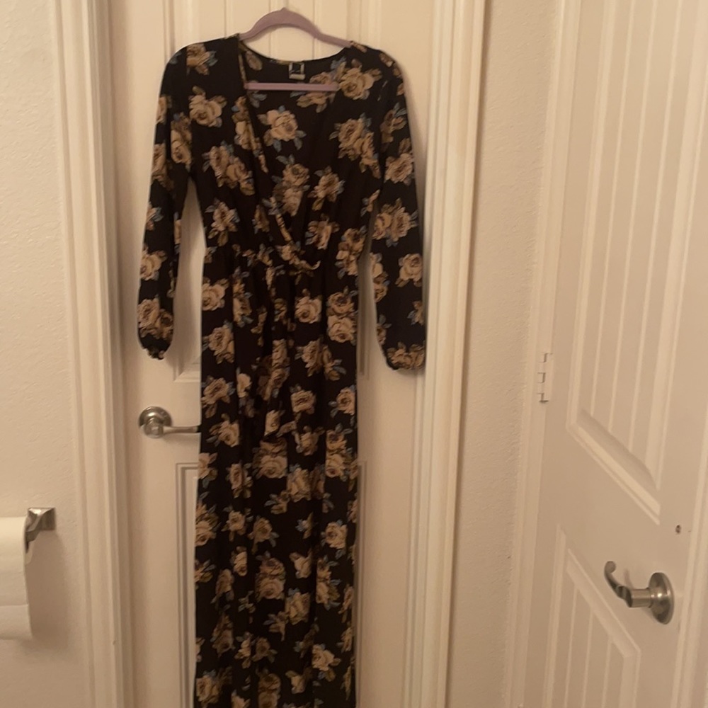 Summer romper - Picture 2 of 3